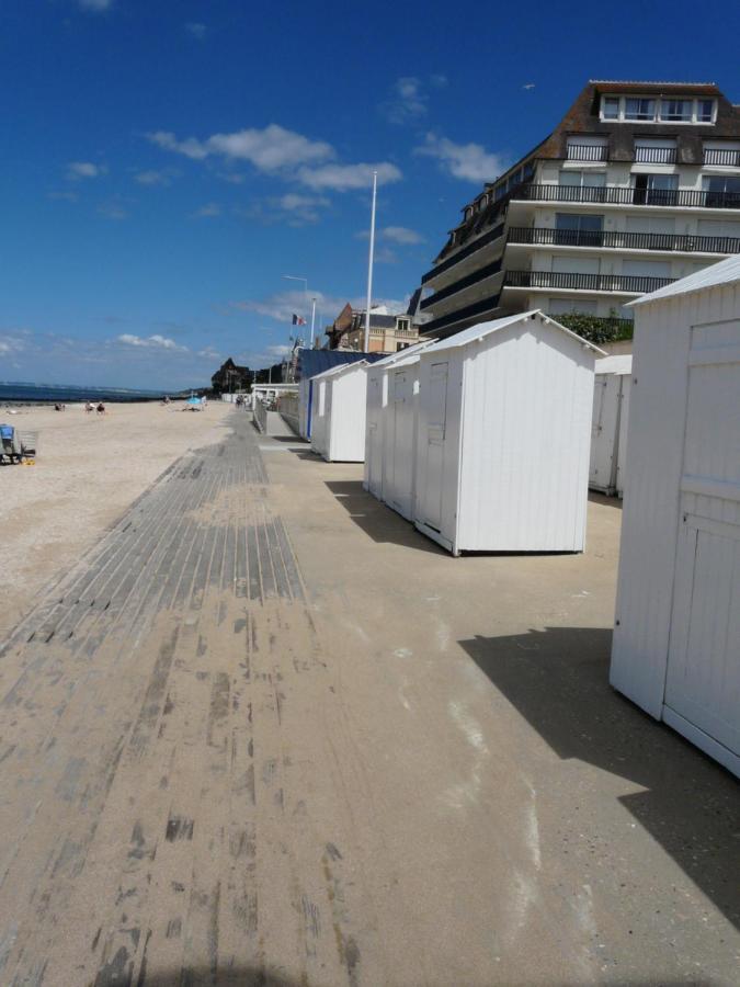 Le Cottage Vue Mer Bénerville-sur-Mer Exteriör bild